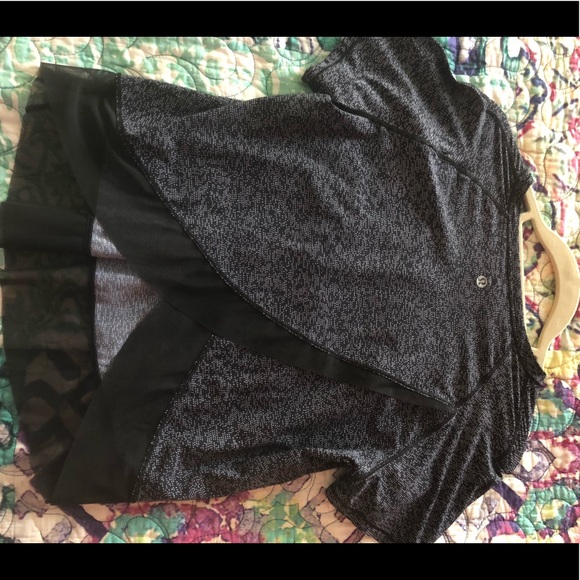 Lululemon Open Back Tee (discontinued) - Picture 2 of 2